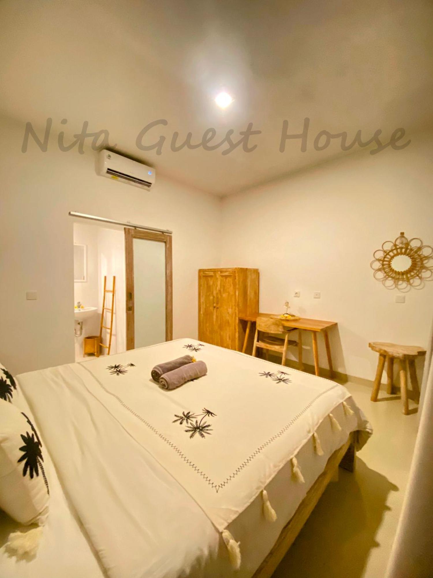 Nita Guest House Bali Canggu Exterior foto